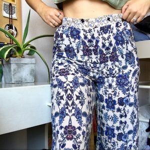 Wide leg floral 70s inspired pants